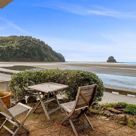 Beachside Bliss - Waiwera Beachfront Holiday Home Orewa Exterior photo